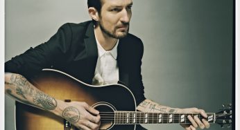 Folk punkový pesničkár Frank Turner vystúpi 10. apríla v Bratislave