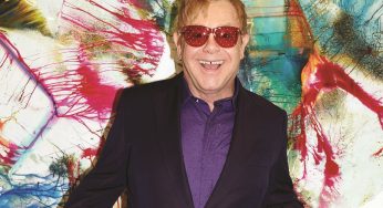 Elton John vydá vo februári nový štúdiový album „Wonderful Crazy Night“!