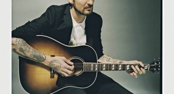 Angličan Frank Turner bude spievať po slovensky!