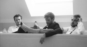 Nils Frahm sa vracia do Bratislavy s triom Nonkeen