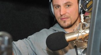 Róbert Mikla štartuje vysielanie rádiovej Miklovice