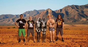 Horkýže Slíže zahrajú v Senci spoločný koncert s kapelou Monkey Business, ktorá ich inšpirovala teatrálnosťou!