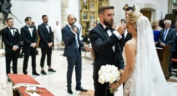 Robo Opatovský šokoval pána farára v Dóme svätého Martina, Dominike Cibulkovej zaspieval priamo počas obradu!