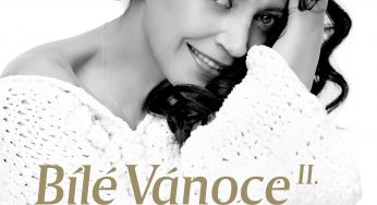 Lucie Bílá ohlásila vystúpenie v O2 Aréne a prevzala si dvojnásobnú platinovú platňu za album Bílé Vánoce II