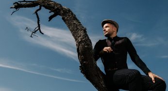 Štefan Štec prespieval do rusínčiny pieseň Jany Kirschner Láska Neumiera