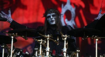 Smútok fanúšikov Slipknot. Zomrel Joey Jordison.