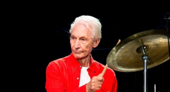 Muzikantská špička reaguje na smrť Charlieho Wattsa, bubeníka The Rolling Stones