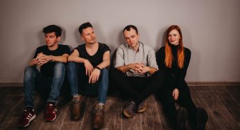 Kapela The Paper Dragon ponúka ďalší singel Smile z avizovaného debutu
