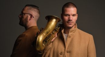 Dvojica Nikitin & Šrámek zobrazuje kinematický obraz akustickej hudby