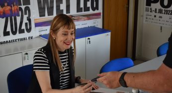 Suzanne Vega na Pohode: Žartíky na tlačovke, minimalistická scéna a skvelé pesničky