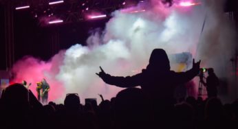 Dobrý festival – tisíce ľudí, pestrý program, ešte aj počasie vyšlo. Konečne zaznel celý Valec